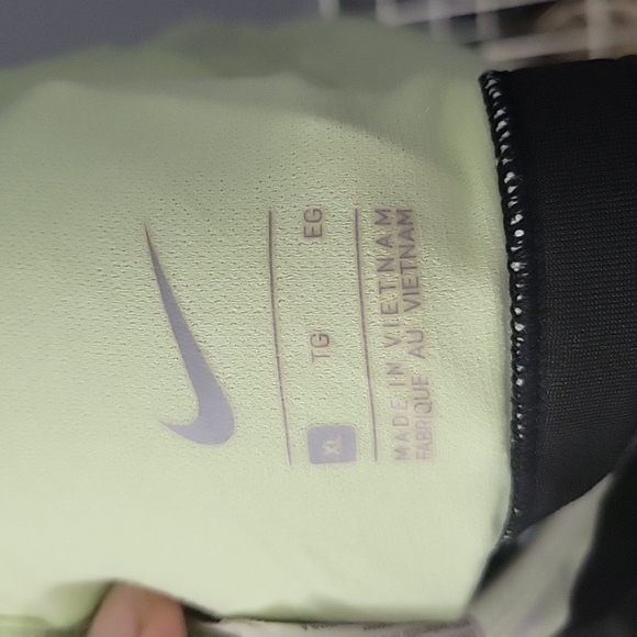 Nike Tankini Top - Picture 5 of 7